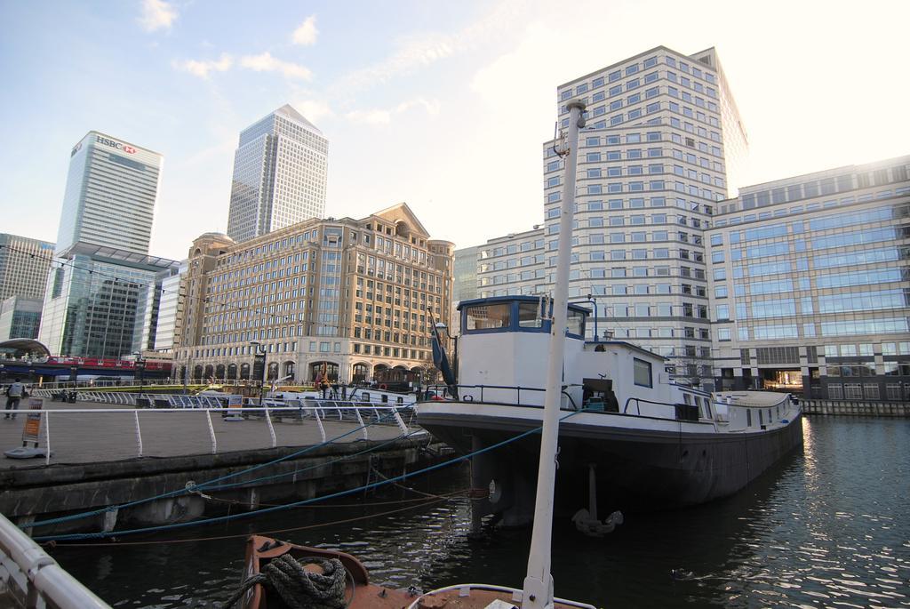 Apartment Wharf - Canary South 런던 객실 사진