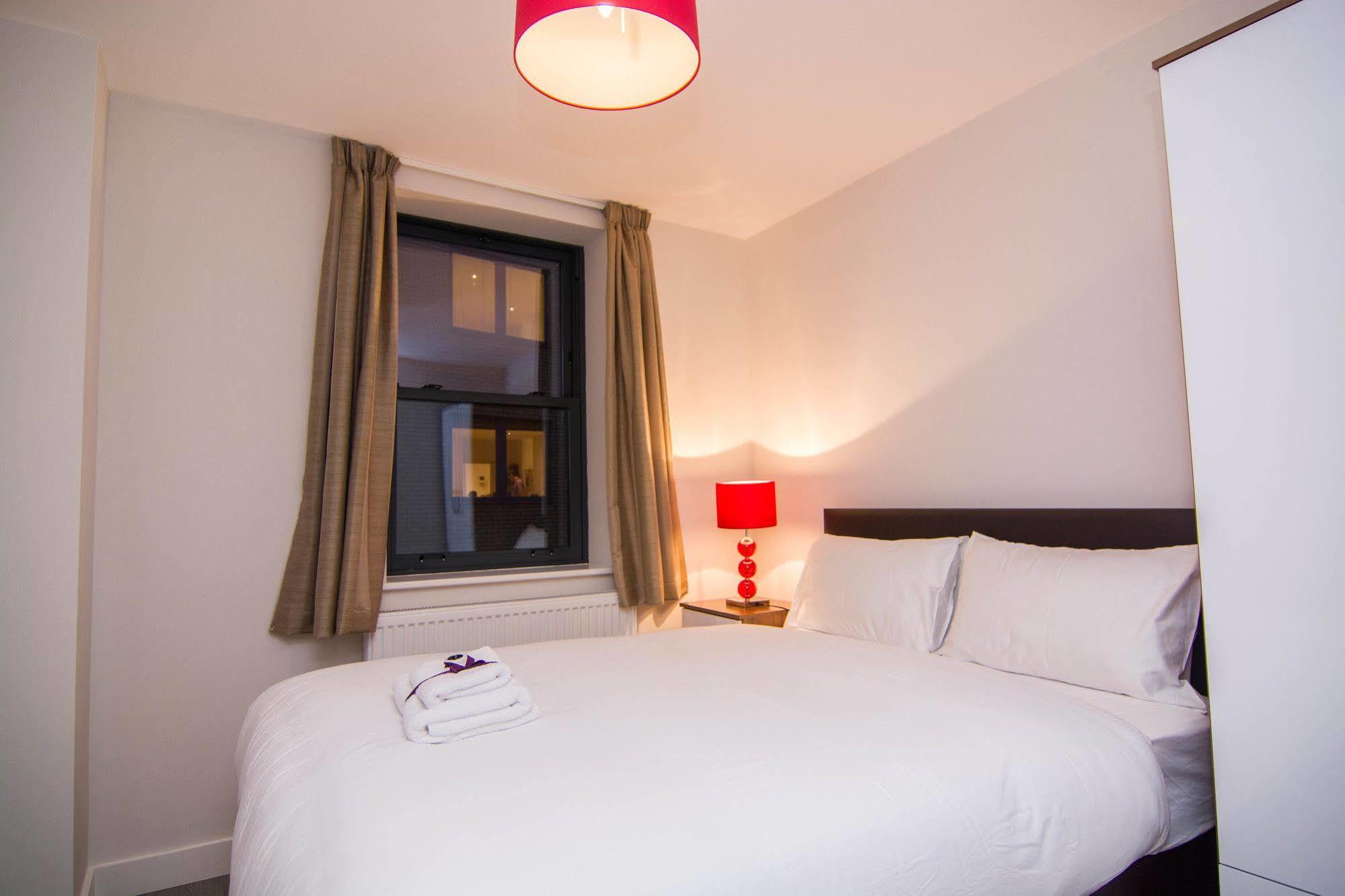 Apartment Wharf - Canary South 런던 외부 사진